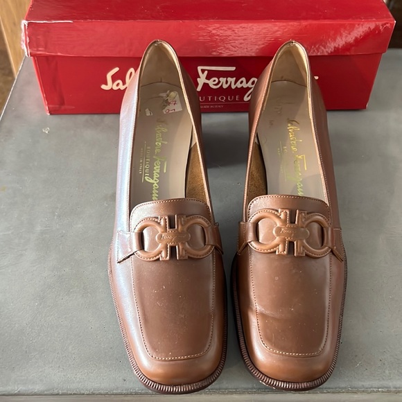 Salvatore Ferragamo 4cm heels - Picture 2 of 8